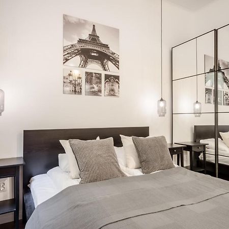 Bpr Sirius Suite With A/C Budapeste Exterior foto