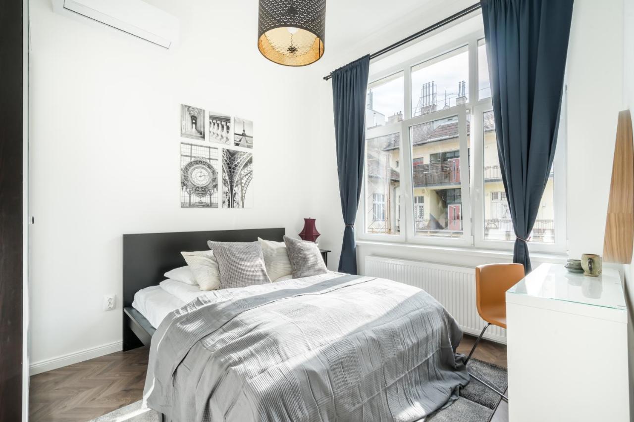 Bpr Sirius Suite With A/C Budapeste Exterior foto