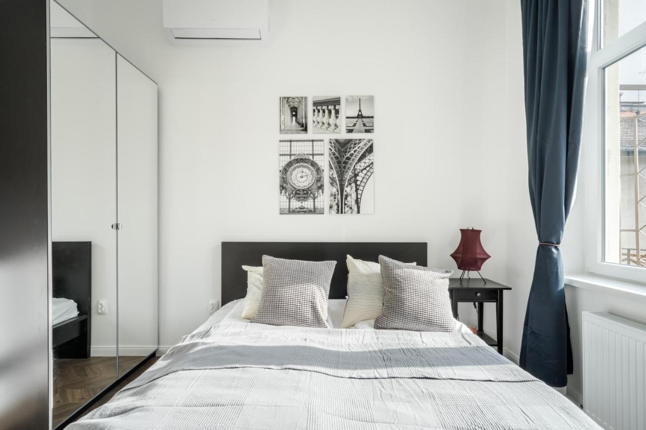 Bpr Sirius Suite With A/C Budapeste Exterior foto